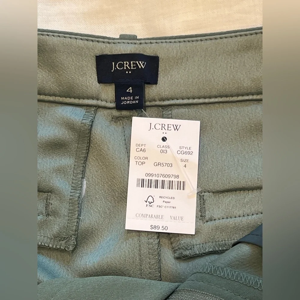 NWT J.Crew Belted Crepe Short in Topiary Size 4